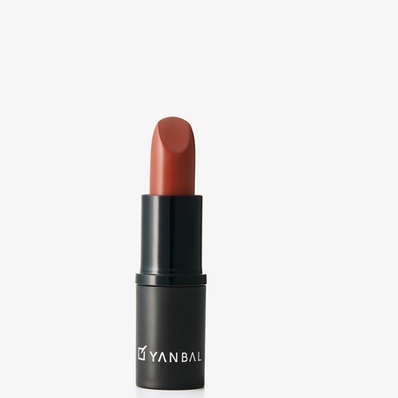 Translucent Color lipstick - Picture 1 of 5